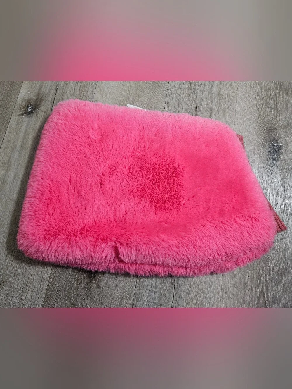 NWT Anthropologie Maeve Faux Fur Hot Pink Barbiecore Stole